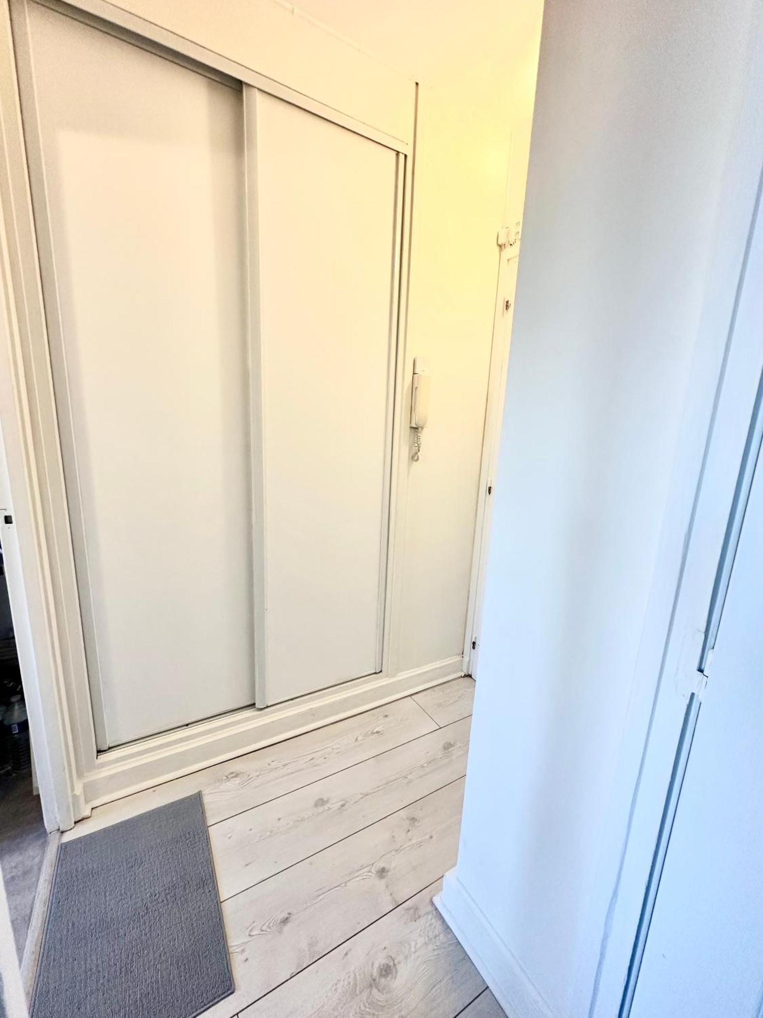 Appart Ensoleille A Boulogne Billancourt Екстериор снимка