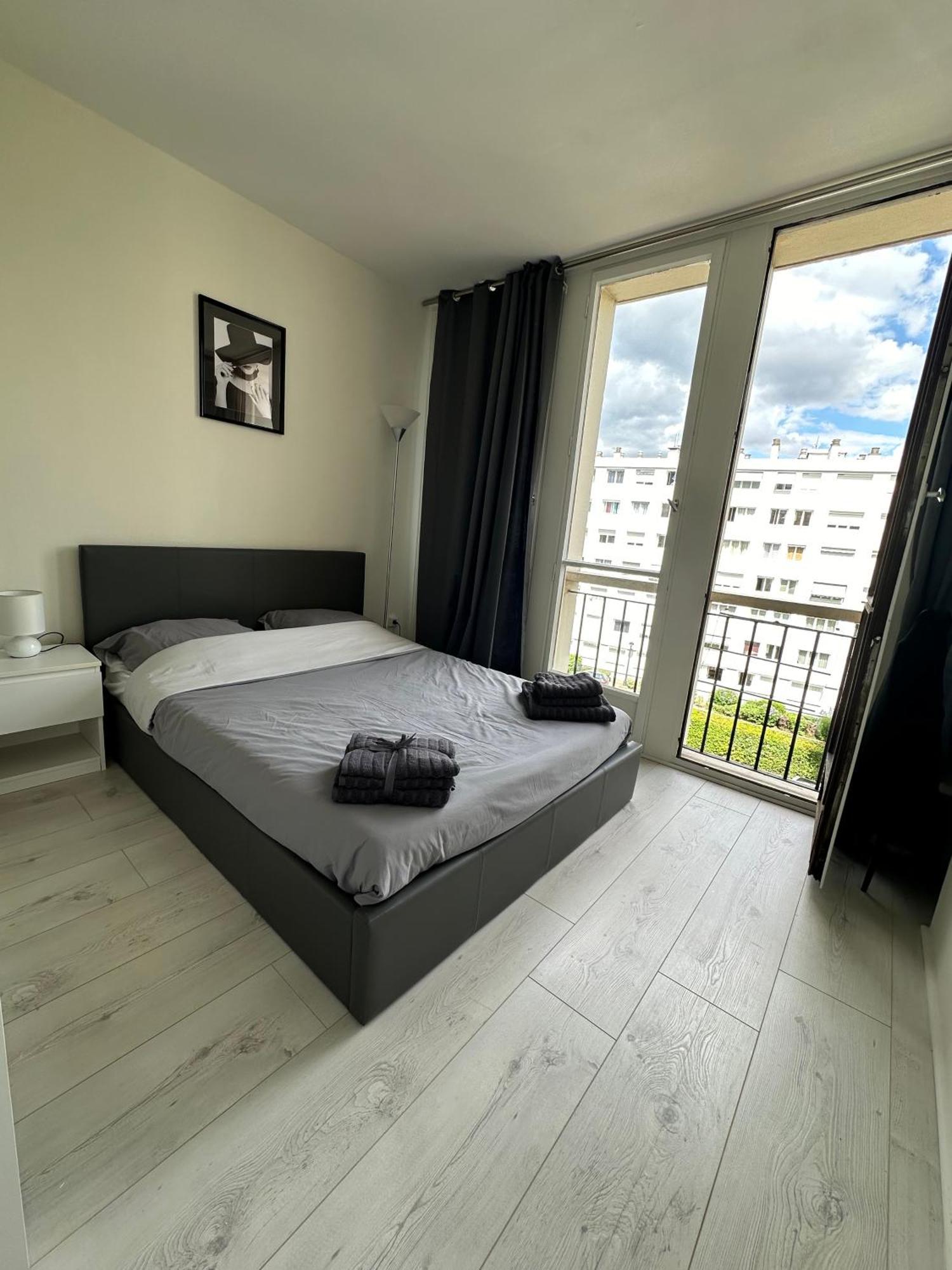 Appart Ensoleille A Boulogne Billancourt Екстериор снимка